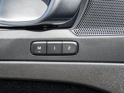 Certified 2023 Volvo XC40 B5 Plus w/ Driver Assist Package image 36