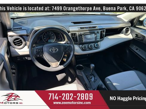 Used 2015 Toyota RAV4 LE image 18