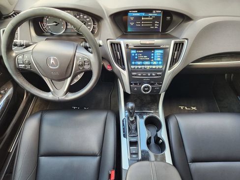 Used 2018 Acura TLX FWD image 26
