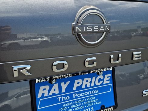 Used 2023 Nissan Rogue SV AWD/4WD image 30