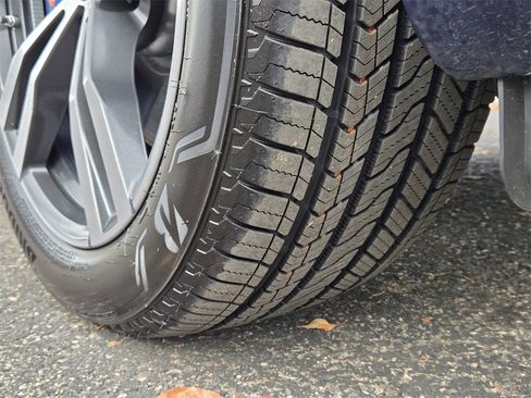 New 2026 BMW X7 M60i image 12