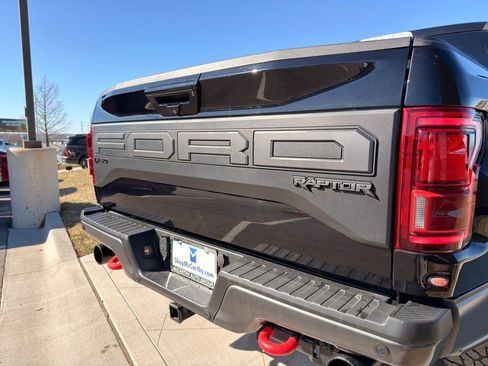 Used 2019 Ford F150 Raptor w/ Equipment Group 802A Luxury image 37