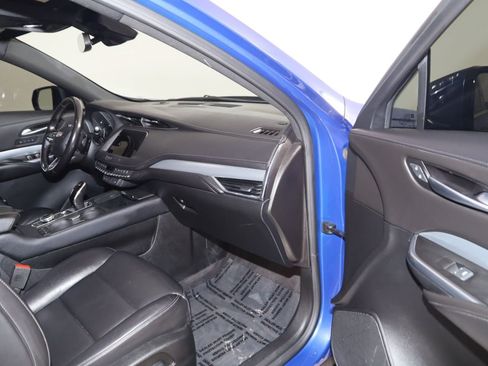 Used 2021 Cadillac XT4 Premium Luxury w/ LPO, Radiant Package AWD/4WD image 46