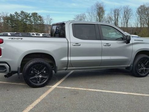 Used 2024 Chevrolet Silverado 1500 RST w/ Dark Appearance Package AWD/4WD image 8