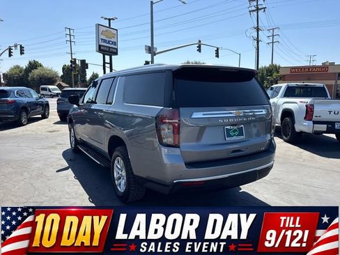Certified 2022 Chevrolet Suburban LT AWD/4WD image 5