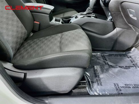 Used 2020 Nissan Rogue Sport SV w/ All-Weather Package AWD/4WD image 34