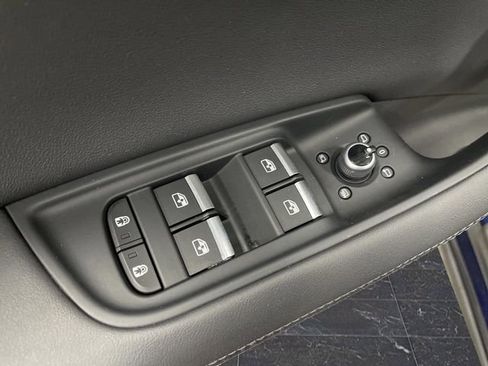 Used 2023 Audi Q7 2.0T Premium Plus w/ Premium Plus Package image 31