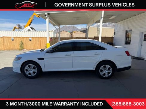 Used 2017 Ford Taurus Police Interceptor FWD image 4
