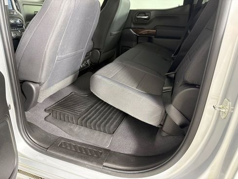 Used 2019 GMC Sierra 1500 SLE w/ SLE Value Package image 20