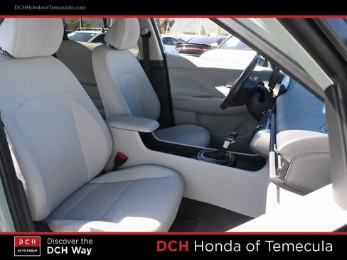Used 2025 Hyundai Kona SEL image 21
