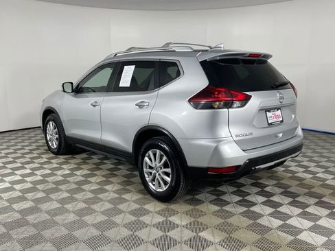 Used 2018 Nissan Rogue SV AWD/4WD image 22