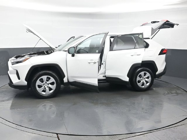 Certified 2025 Toyota RAV4 LE AWD/4WD image 44