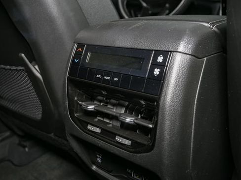 Used 2023 Jeep Grand Cherokee L Laredo AWD/4WD image 20