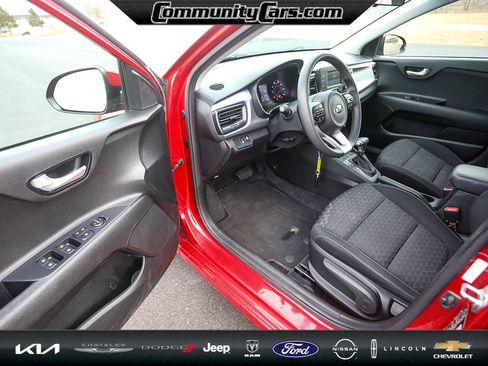 Used 2018 Kia Rio S image 11