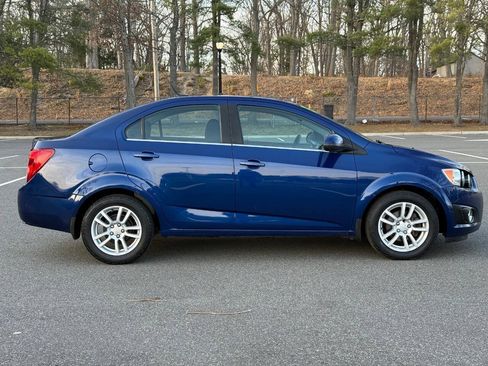 Used 2013 Chevrolet Sonic LT w/ Wheels and Fog Lamp Package FWD image 4