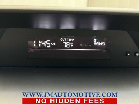 Used 2022 Subaru Crosstrek 2.0i Premium image 23