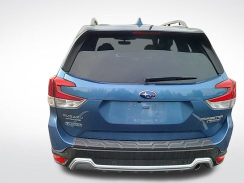 Used 2022 Subaru Forester Touring w/ Popular Package #3 image 8