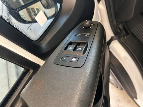 Used 2025 RAM ProMaster 2500 w/ Convenience Group FWD image 36