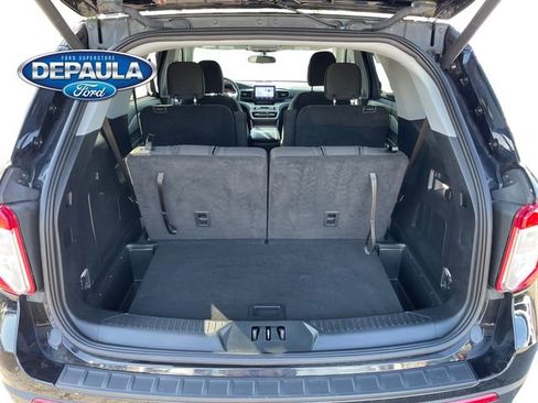 Used 2023 Ford Explorer XLT AWD/4WD image 6