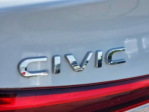 Certified 2024 Honda Civic Touring image 30