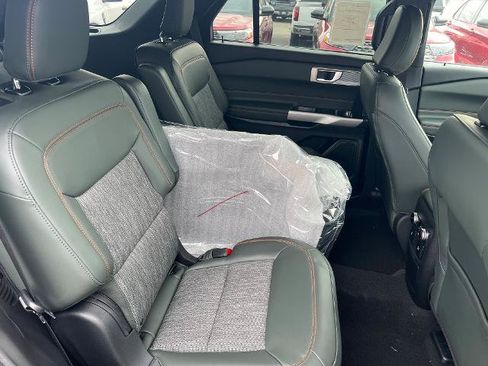 Certified 2024 Ford Explorer Timberline w/ Timberline Technology Package AWD/4WD image 12
