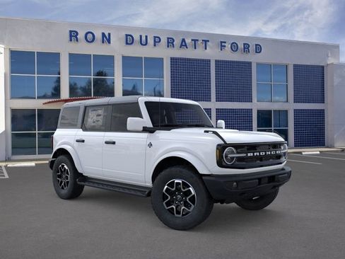 New 2026 Ford Bronco Outer Banks AWD/4WD image 8