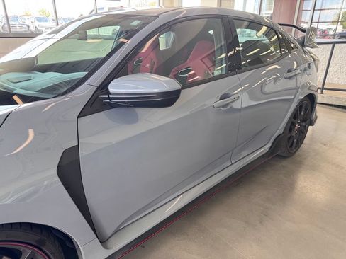 Used 2019 Honda Civic Type R image 21