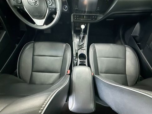 Used 2017 Toyota Corolla XLE FWD image 16