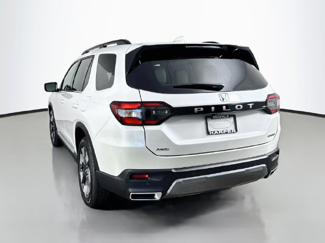 Used 2026 Honda Pilot Touring image 9