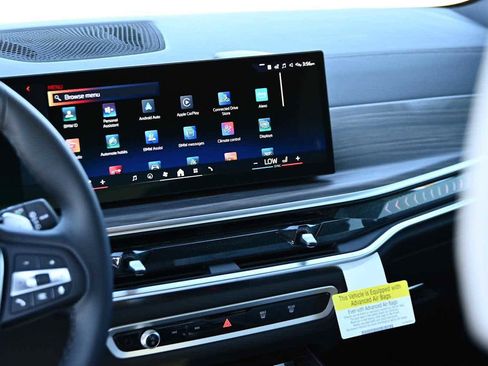 New 2026 BMW X5 xDrive40i w/ Climate Comfort Package image 17