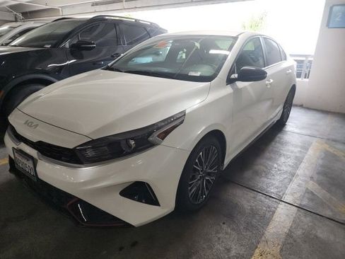 Certified 2024 Kia Forte GT-Line FWD image 4