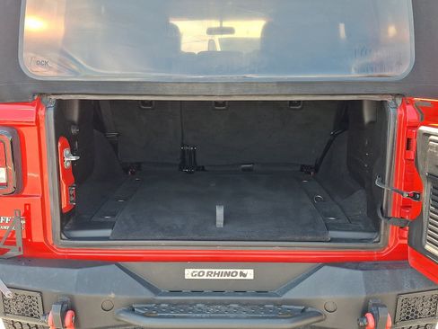 Used 2019 Jeep Wrangler Unlimited Sport S AWD/4WD image 30