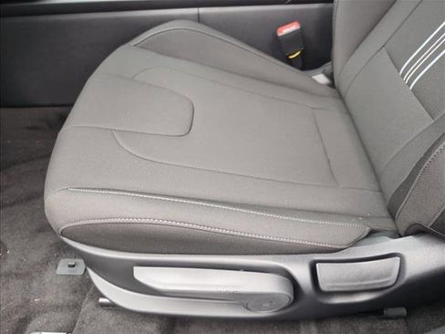 New 2026 Hyundai Elantra Sport image 4