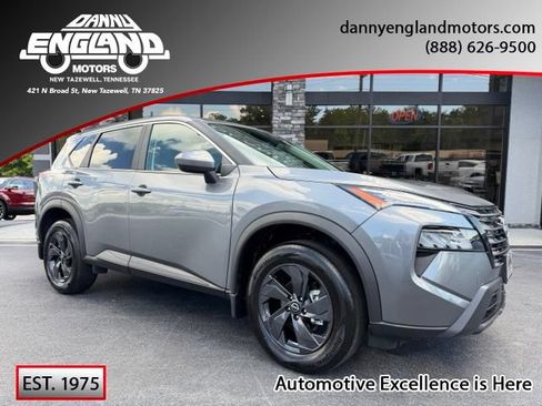 Used 2026 Nissan Rogue SV AWD/4WD image 1