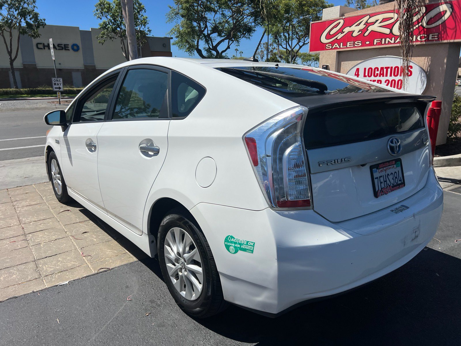 Used 2014 Toyota Prius Prime Advanced w/ Technology Package FWD image 7