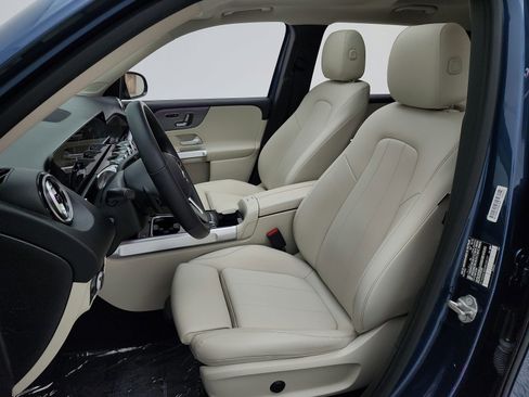Used 2022 Mercedes-Benz GLB 250 image 15