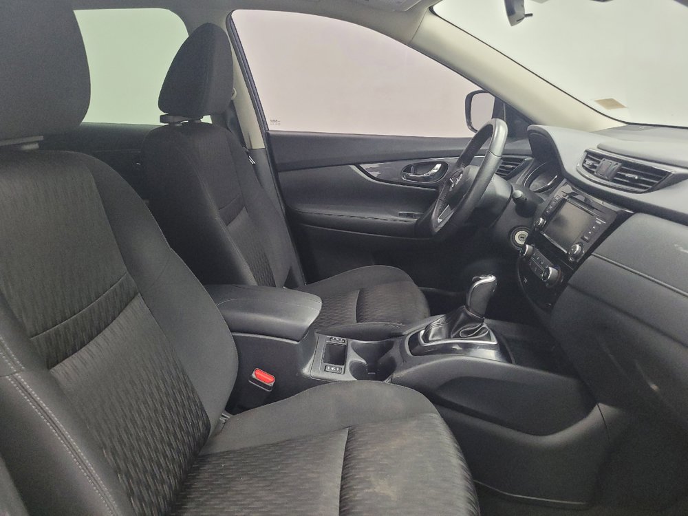 Used 2020 Nissan Rogue S w/ Special Edition Package FWD image 21