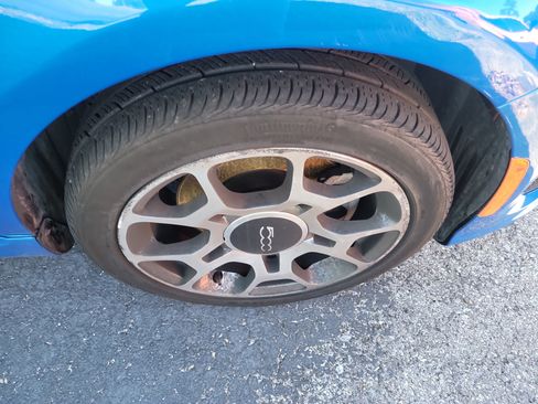 Used 2018 FIAT 500 Pop image 9