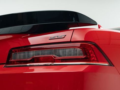Used 2014 Chevrolet Camaro SS w/ RS Package image 14