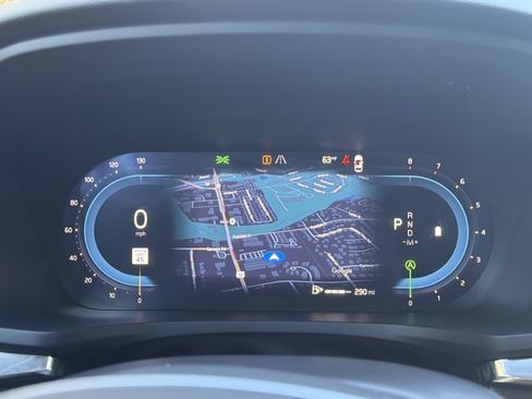 Certified 2025 Volvo V60 B5 Cross Country Plus image 21