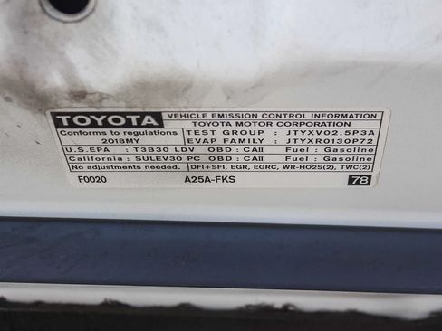 Used 2018 Toyota Camry LE FWD image 35