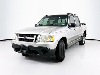 Used 2004 Ford Explorer Sport Trac video 2