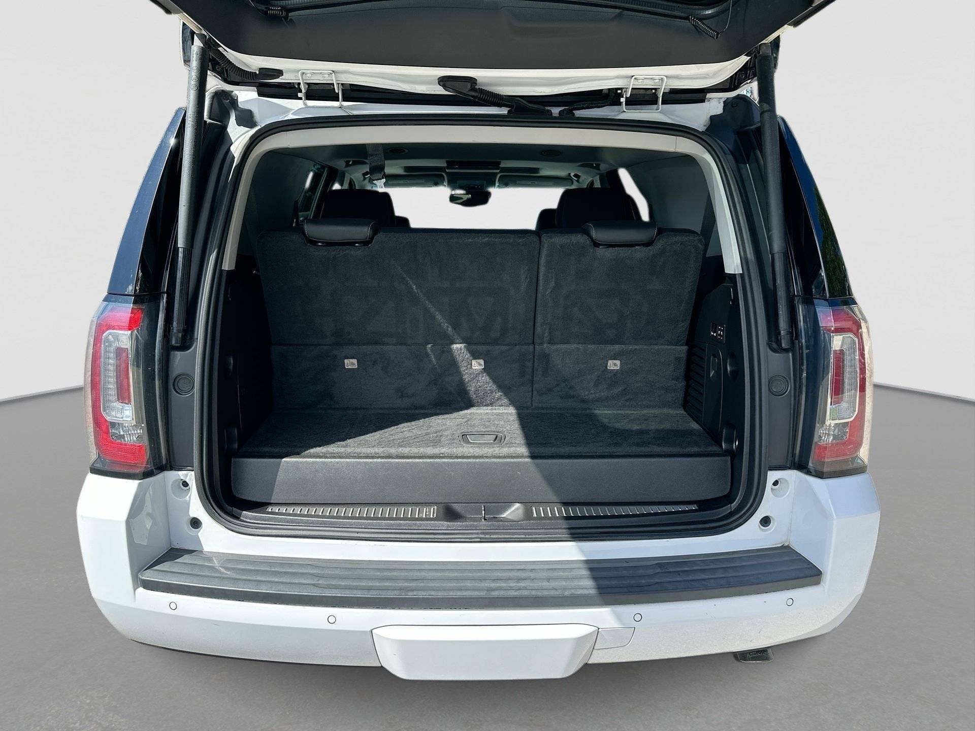 Certified 2018 GMC Yukon SLT w/ Premium Edition RWD image 26