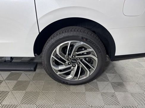 New 2025 Lincoln Navigator L Reserve image 34