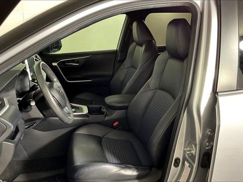 Used 2022 Toyota RAV4 XSE image 24
