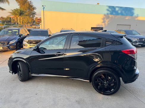 Used 2022 Honda HR-V Sport image 14