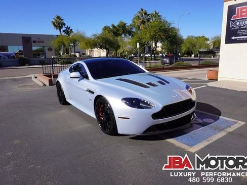 Used 2015 Aston Martin V12 Vantage S image 58