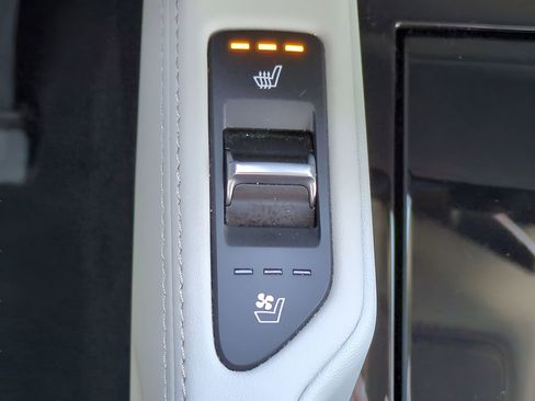 Used 2020 Kia Telluride EX w/ EX Premium Package image 24