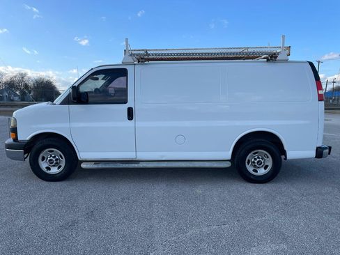 Used 2014 GMC Savana 2500 RWD image 7