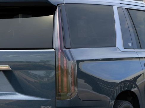 New 2026 Cadillac Escalade ESV Luxury image 11